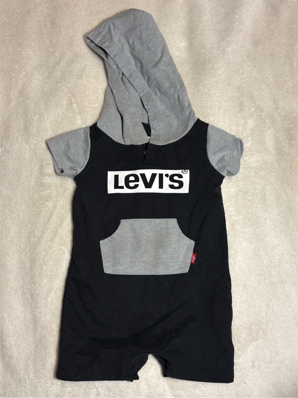 Levi's hooded button up summertime one piece outfit